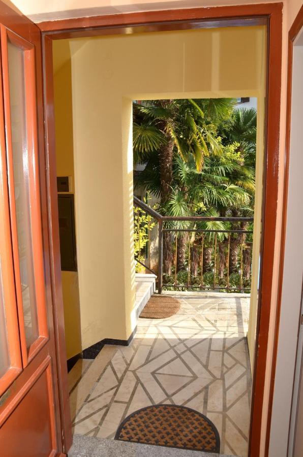 Apartment Renata ลอฟราน ภายนอก รูปภาพ